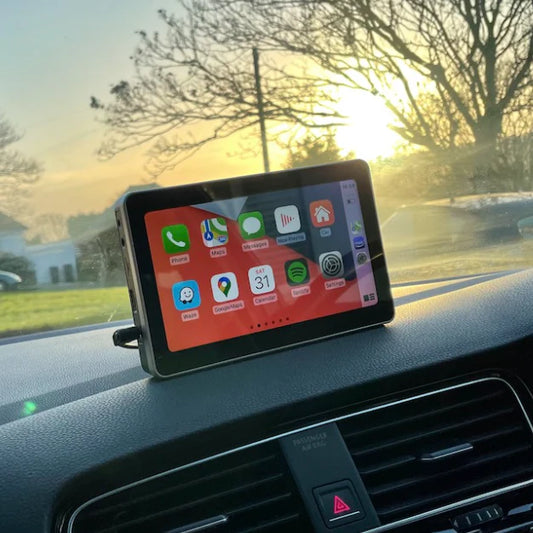 Wireless CarPlay & Android Auto Smart Display